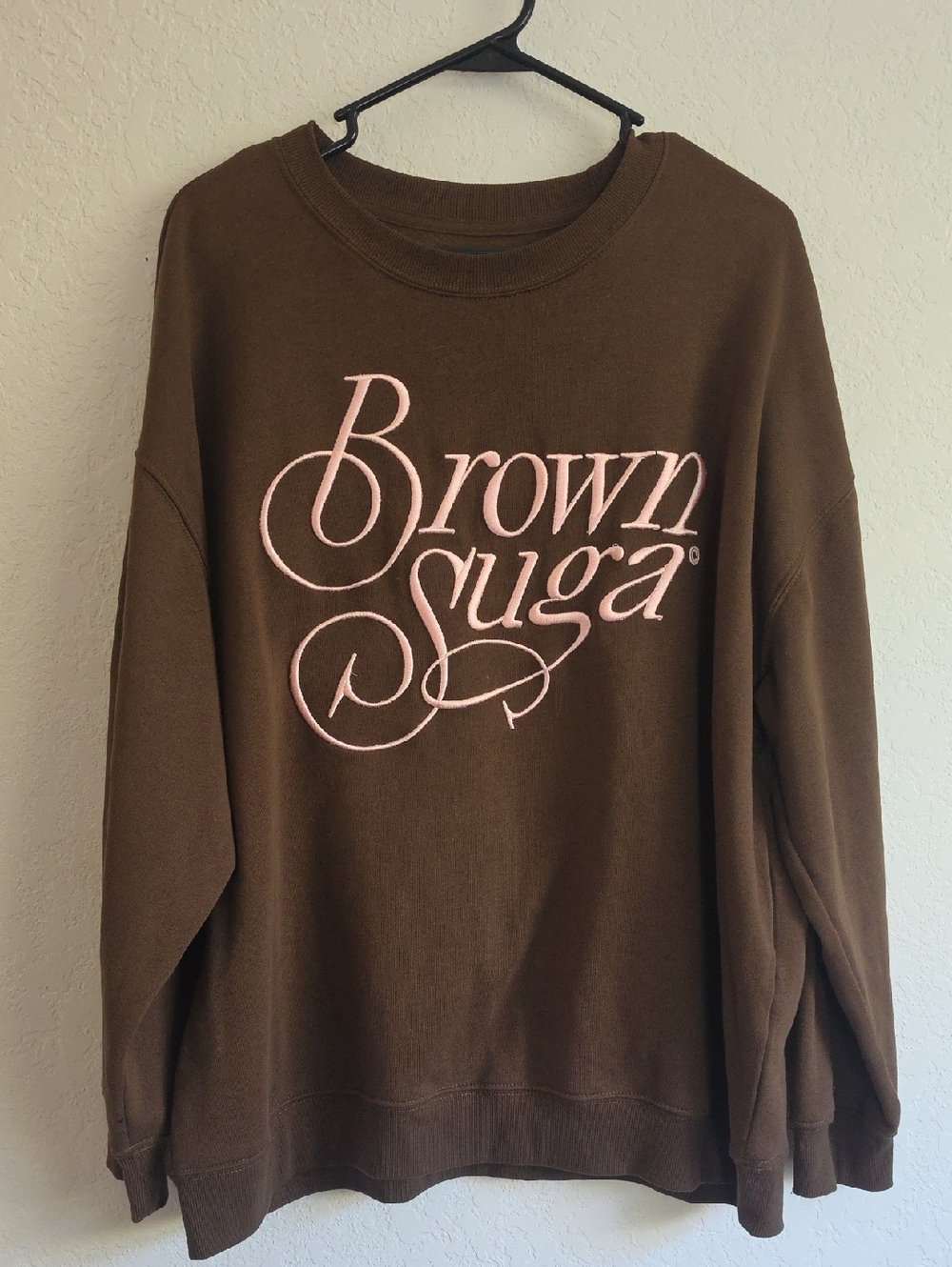 Brown Graphic Crewneck Sweatshirt with Pink Script